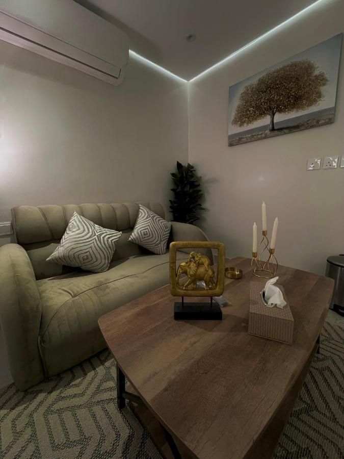 Villa استديو مع جلسة خارجية بدخول ذكي à Riyad Extérieur photo